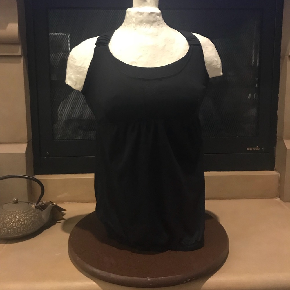 Lululemon tank top